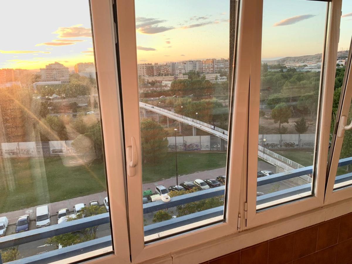 Apto Alma Parking Y Piscina Gratis Saragossa Exterior foto
